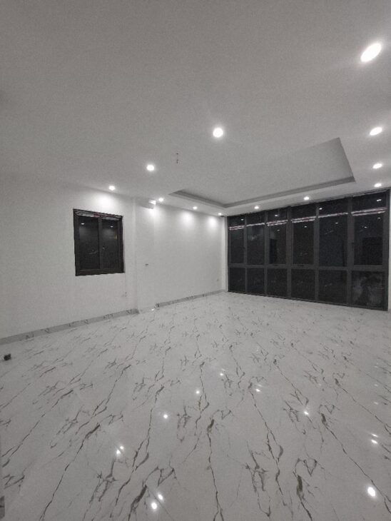 HUYỀN THOẠI NGÕ LỚN KIM GIANG 53M 5 TẦNG – “LỜI TIÊN TRI” CHO DÒNG TIỀN SINH SÔI