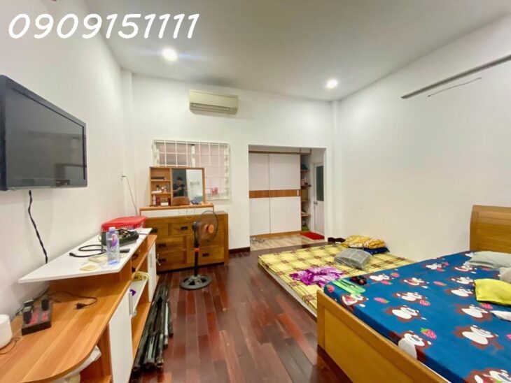 NHÀ ĐẸP 4 TẦNG- HẺM XE HƠI- GẦN HUỲNH TẤN PHÁT- QUẬN 7- 80M2- CHỈ NHỈNH 6 TỶ