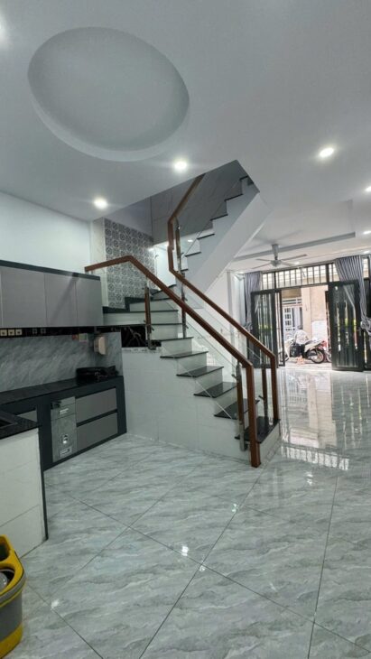 Bán nhà– Nhà 2 Tầng Đẹp, HXH – Lê Văn Khương, Q.12 – Chỉ nhỉnh 3 Tỷ