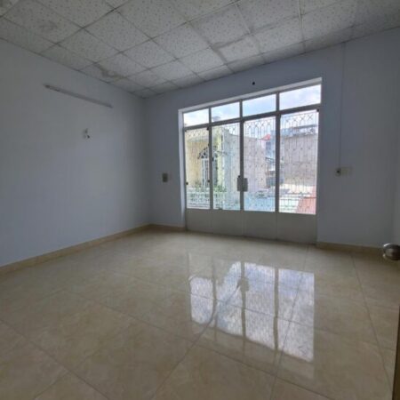 Bán nhà ngay chợ Phạm Văn Bạch, P12, Gò Vấp, 5x13m vuông vức, giá chỉ nhỉnh 4 tỷ còn bớt Bán nhà ngay chợ Phạm Văn Bạch, P12, Gò Vấp, 5x13m vuông vức, giá chỉ nhỉnh 4 tỷ còn bớt