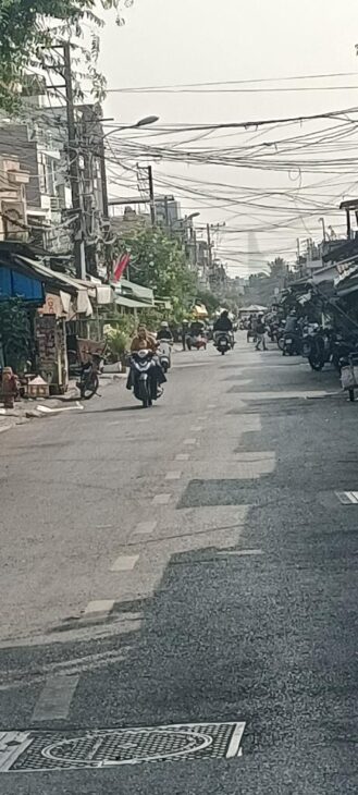 KẸT TIỀN BÁN GẤP NHÀ ĐƯỜNG HOÀI THANH, [P14, Q8] DT: 113.3M2( 5.2 X 22M) SÁT BÊN CHỢ, CHỈ 5.2 TỶ.