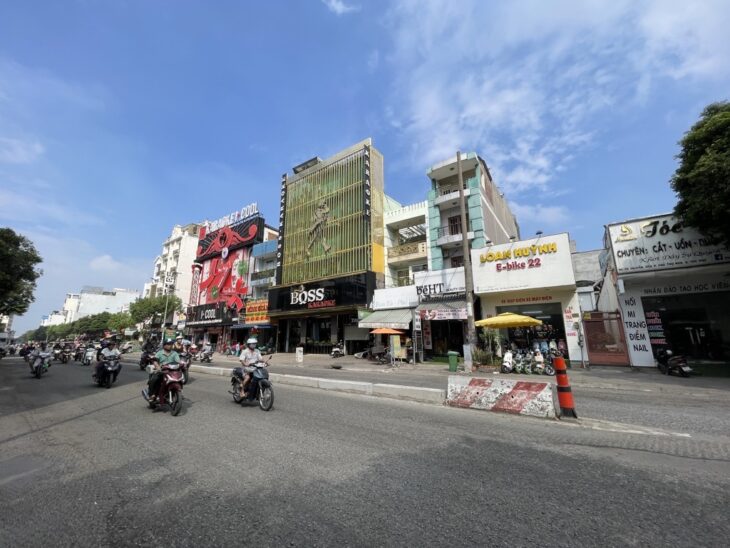 BÁN NHÀ GÓC 2 MẶT TIỀN – PHÚ LÂM – Ở NGAY, KINH DOANH ĐỈNH!