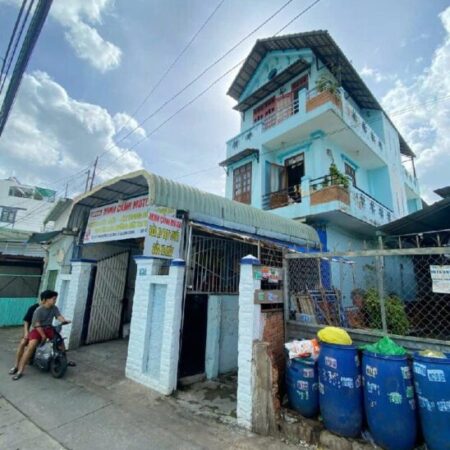 CÁCH PHẠM VĂN ĐỒNG 1PHÚT. THÔNG THOÁNG XE HƠI TRÁNH. THUẬN TIỆN DI CHUYỂN. 155M2. NHỈNH 7 TỶ. TL