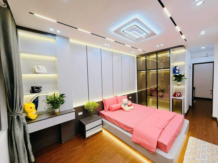 Đống Đa – Khâm Thiên – Ngõ rộng – 35 m – 4 Tầng – 4 PN – 5,5 tỉ.