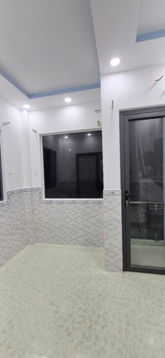 Nhà 4 tầng hẻm Dương Bá Trạc P1Q8. Giá 3,9 tỷ TL