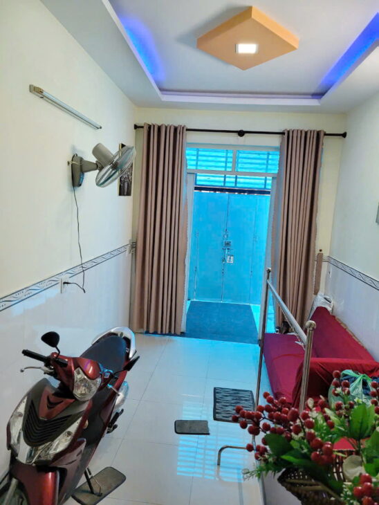 Nhà HXH 2 lầu đúc kiên cố Hưng Phú P10Q8 – Giá 5.5 tỷ