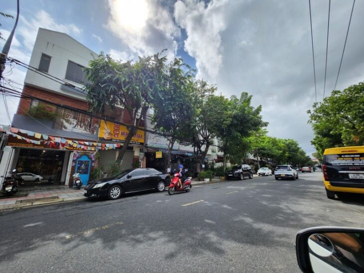 NHÀ 3T HẠ CHÀO 1 TỶ – GIÁ MỚI CHỈ 12 TỶ 94M2 NGANG 6M 2 MT ĐƯỜNG TIỂU LA