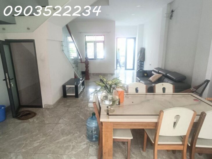 Bán nhà mặt phố tại Sim City, 9,5 tỷ, 80m2, 5PN, 4WC, pháp lý đầy đủ