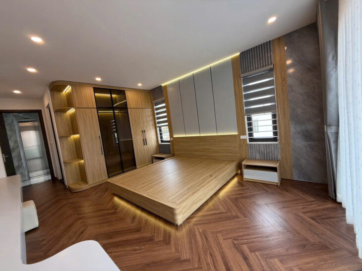 NHÀ MỚI XÂY MỚI KING KONG LÔ GÓC, Ô TÔ VÀO NHÀ – 7 TẦNG THANG MÁY – THẠCH BÀN, LONG BIÊN – HÀ NỘI