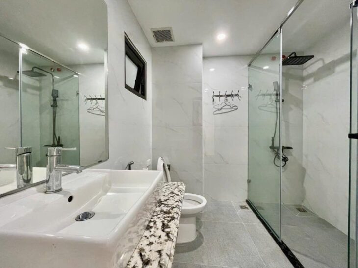 #Đường Nguyễn Cơ Thạch, Từ Liêm, Nhà 6 tầng, mặt tiền 4,5m, thang máy