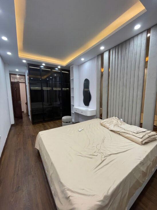Chính chủ cần bán nhà riêng Khương Trung Thanh Xuân, 30m2, 6 tầng, MT3.2, Giá 6.85 tỷ