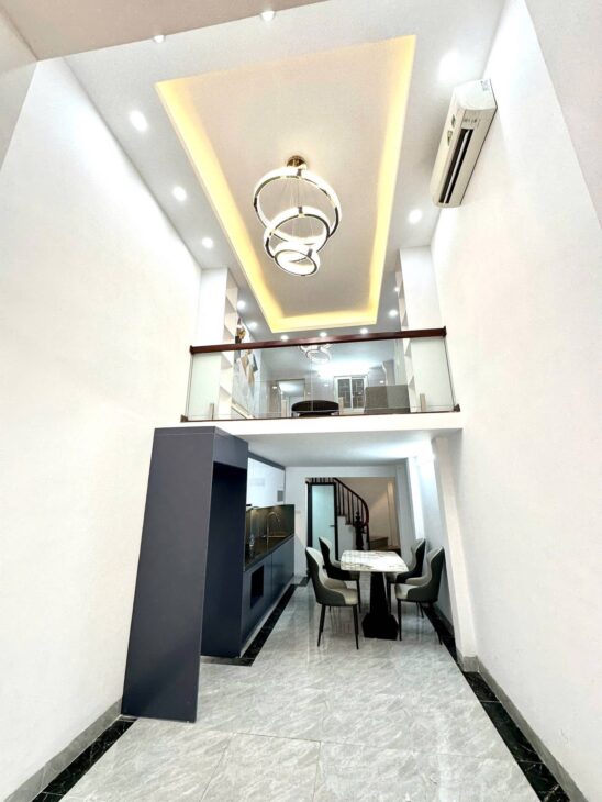 BÁN NHÀ KHƯƠNG TRUNG VỊ TRÍ TRUNG TÂM THANH XUÂN, 30M2, 6 TẦNG, GIÁ NHỈNH 6 TỶ