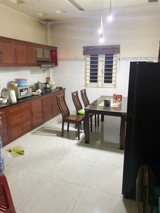 Nhà 4.2*21m Ưu Long P11 Q8, có mặt hẻm sau