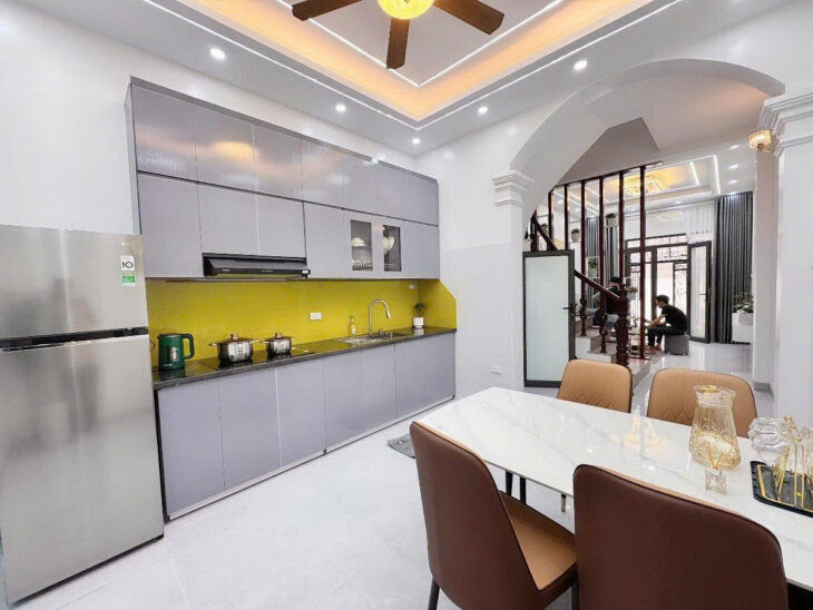 Đống Đa – Tôn Đức Thắng – Khâm Thiên – Ngõ rộng – 32 m – 4 Tầng – 4 PN – 5,6 tỉ.