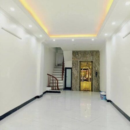 BÁN NHÀ LĨNH NAM – Ô TÔ – THANG MÁY – KINH DOANH ĐỈNH – GIÁ GIẢM SÂU CHỈ CÒN 19 TỶ (ĐÃ GIẢM 2 TỶ)