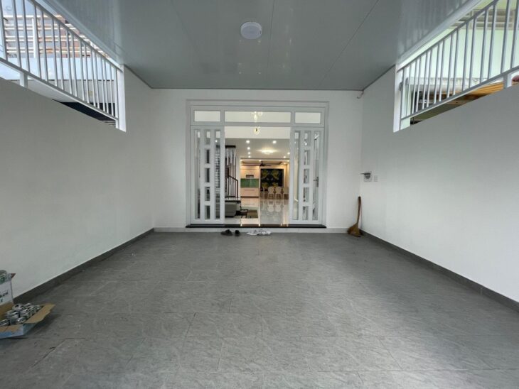 #Đường Nguyễn Cơ Thạch, Từ Liêm, Nhà 6 tầng, mặt tiền 4,5m, thang máy