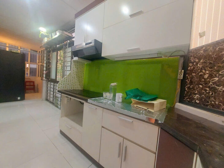 CHO THUÊ CĂN 2PN TẬP THỂ PHỐ QUÁN THÁNH – BA ĐÌNH – 70M2 – FULL NỘI THẤT, VÀO Ở NGAY
