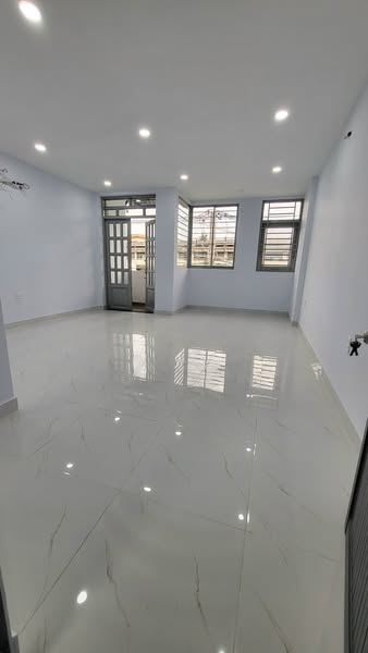 Bán nhà cũ Lũy Bán Bích – 3 tầng – 5.2m x 18m – Hẻm xe tải 10m – Chỉ 6.3 tỷ