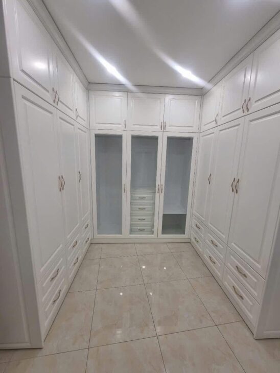 BÁN NHÀ HOÀNG MAI 6 TẦNG THANG MÁY FULL NỘI THẤT 10M RA OTO TRÁNH KINH DOANH SẦM UẤT .