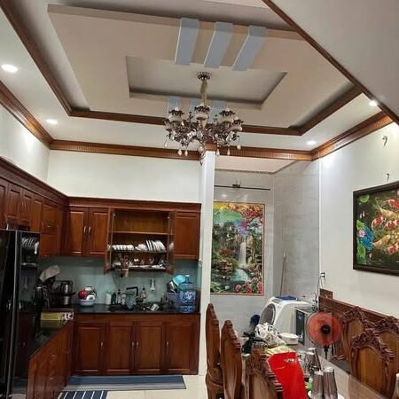 LÊ VĂN KHƯƠNG _Q12_HẺM XE HƠI QUA NHÀ