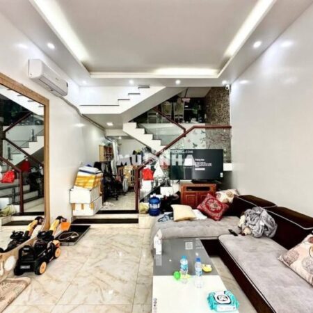 Nhà phân lô 7C Lê Hồng Phong, 40m 4 tầng, đường 8m, Giá 3.85 tỉ, độc lập dân xây Nhà phân lô 7C Lê Hồng Phong, 40m 4 tầng, đường 8m, Giá 3.85 tỉ, độc lập dân xây