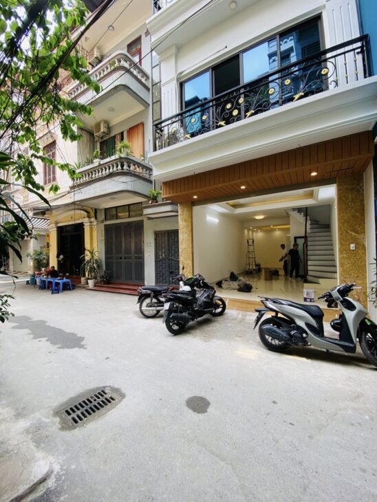 Bán nhà Phân Lô Ôtô tránh Hoàng Văn Thái 50/55m x 5Tầng Thang máy, MT 4.7m 21.6 Tỷ