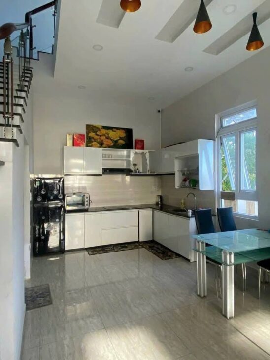 BÁN VILLA ĐỒI THÔNG TIN PHƯỜNG 8 ĐÀ LẠT – Ô TÔ ĐẬU TRONG SÂN – 9.5 TỶ