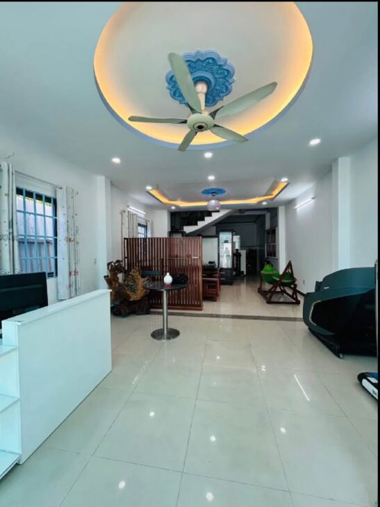 SÁT MẶT TIỀN NGUYỄN THỊ THẬP Q7- DT 100m2 . C.H.Ỉ. 12.5 T.Ỉ Alo Em Tâm Nhà Đẹp 0849.13.14.13 ngay