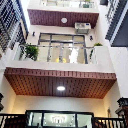 NHÀ MỚI VIP SIÊU HIẾM ĐỘI CẤN-BA ĐÌNH -39M2-4 Tầng-3,5MT-9,6 Tỷ