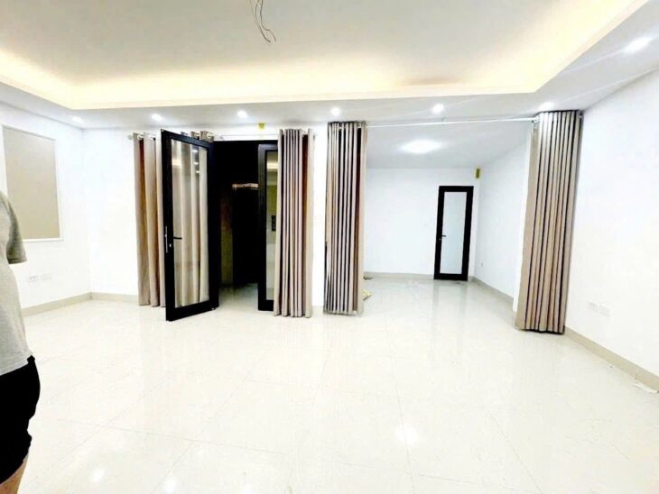 Bán nhà Ôtô tránh Khu vực Ngoại Giao Đoàn 57/65m, 6T Thang máy, MT 6.7m 26.2 Tỷ