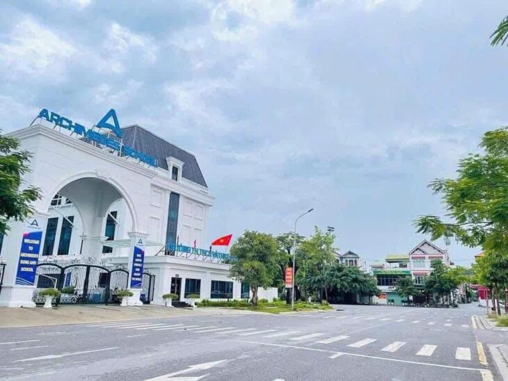 BÁN NHÀ XÂY THÔ 82.5M2 KHU ĐÔ THỊ CỔ DƯƠNG TIÊN DƯƠNG ĐÔNG ANH