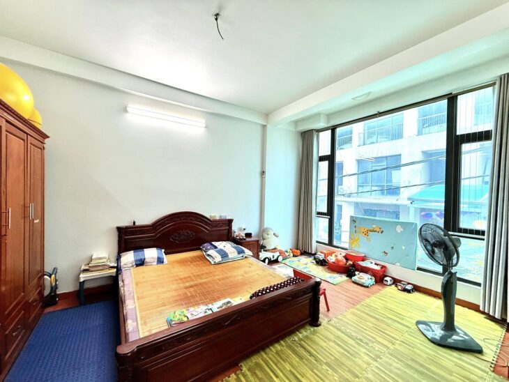 Bán hoa hậu mặt ngõ lớn phân lô 62m2 giá 16.5 tỷ ô tô tránh, kinh doanh tại Chùa Bộc Đống Đa