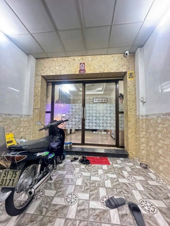 BÁN NHÀ MẶT PHỐ LÊ VĂN LƯƠNG – Q.7 – 132M2 – – 4 TẦNG – 10.5 TỶ – SỔ HỒNG