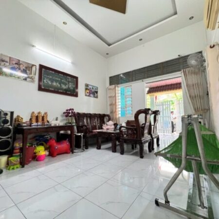 Bán nhà 130m², 2 tầng, 3PN, 2WC, Tân Phú, Thủ Đức – 4.4 tỷ Bán nhà 130m², 2 tầng, 3PN, 2WC, Tân Phú, Thủ Đức – 4.4 tỷ