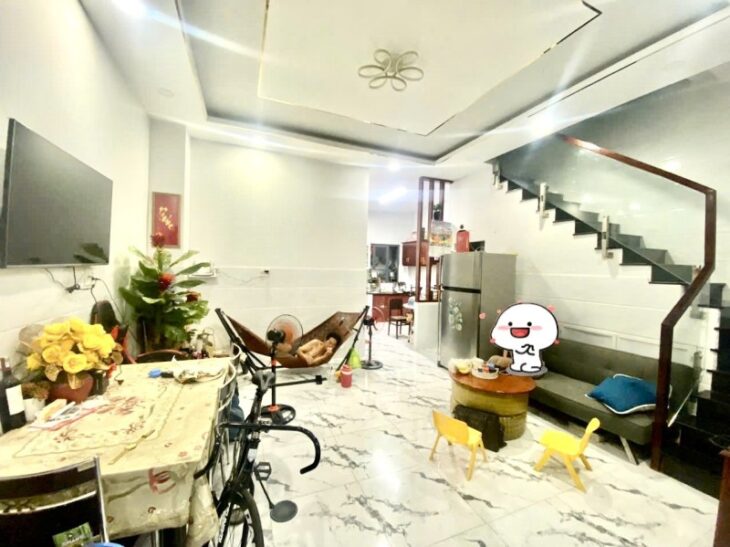 Bán nhà 74m2, 4PN, 3WC, Nguyễn Duy Trinh, Q.2, 6.15 tỷ, sổ hồng