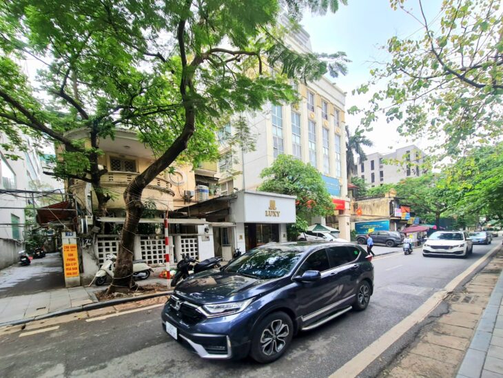 Hiếm có nhà phố cổ bán DT352 m2, Mặt tiền 11m giá chỉ 180 tỷ