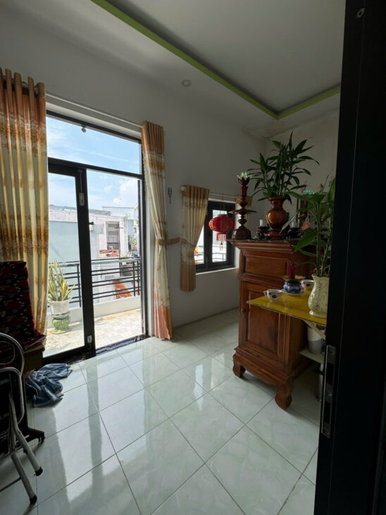 Bán nhà 3 tầng Tttp Biển Nha Trang tại hẻm Mai Xuân Thưởng , P. Vĩnh Hải ,Nha Trang , Khánh Hoà –