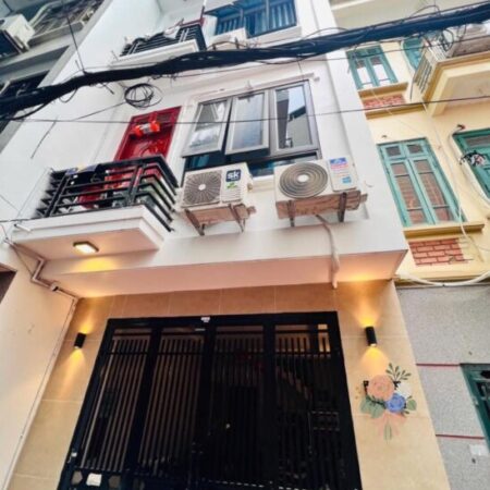 Bán Căn Hộ Dịch Vụ Phố Dương Quảng Hàm (Nguyễn Văn Huyên) 40/45m, 5Tầng 9.65 Tỷ