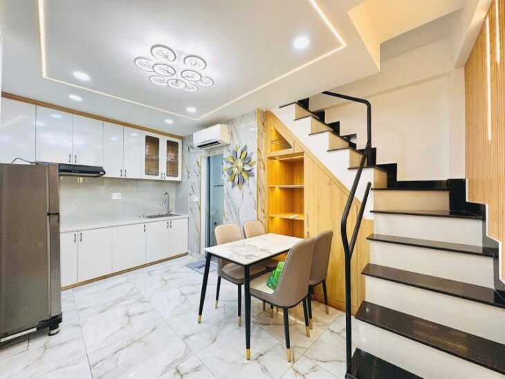 Bán Nhà HxH Phan Đăng Lưu 3 Tầng Chỉ Hơn 3 Tỉ