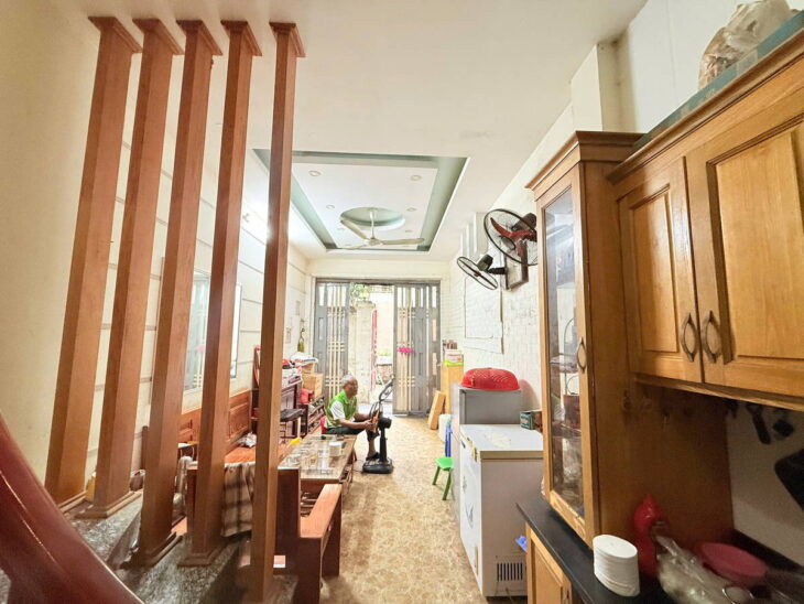 Bán Nhà 6 Tầng Hồ Tây – 2 Mặt Thoáng – Gần Phố – Gần Hồ Tây