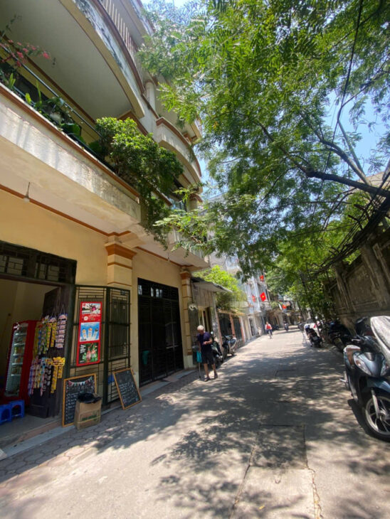 BÁN NHÀ PHÂN LÔ CẦU GIẤY – 5 TẦNG – 50M² – MẶT TIỀN 6M – Ô TÔ TRÁNH, CÓ VỈA HÈ – giá nhỉnh 15 tỷ
