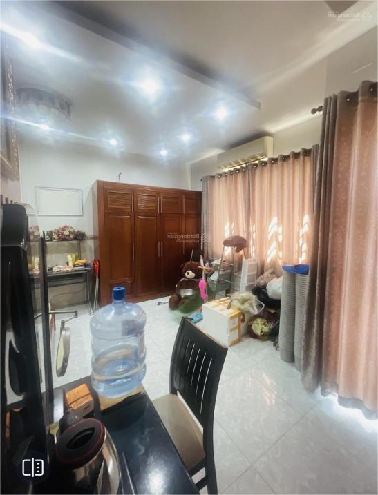 ???? Bán gấp nhà Lê Hồng Phong, Q.10, giá rẻ 6.x tỷ!