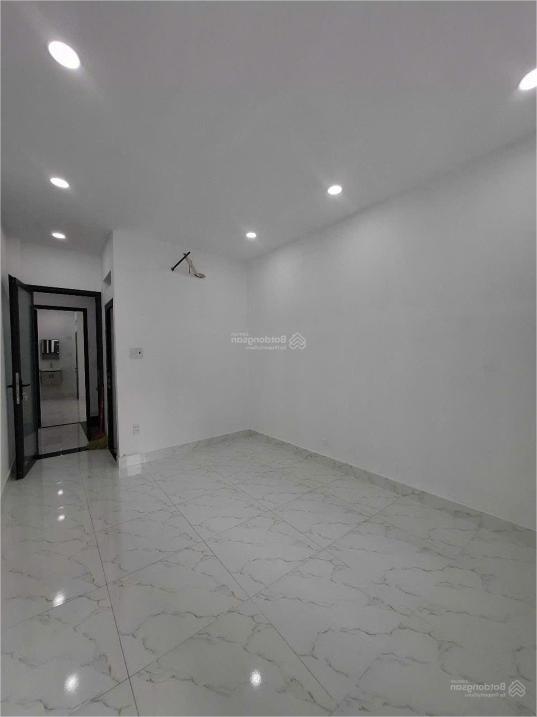 ???? Bán nhà mới Q.10, sau Hà Đô, vị trí VIP, 6.x tỷ!