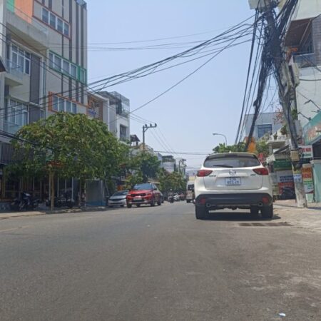 Bán đất 3 mặt tiền Lê Thước, Sơn Trà, 90m2 chỉ 10 tỷ