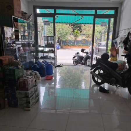 Bán nhà 2 Lầu MẶT TIỀN kinh doanh Hai Bà Trưng khu vực kinh doanh sầm uất