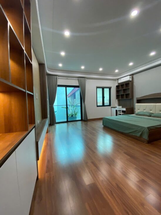 NHÀ ĐẸP ĐÀM QUANG TRUNG – LONG BIÊN – 6 TẦNG – GẦN AEON – GIÁ HỢP LÝ