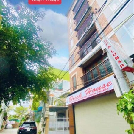 Toà căn hộ Khu Phố Tây: căn góc 50m2 ngang 6.3m, 7 tầng 6 căn hộ, có thang máy