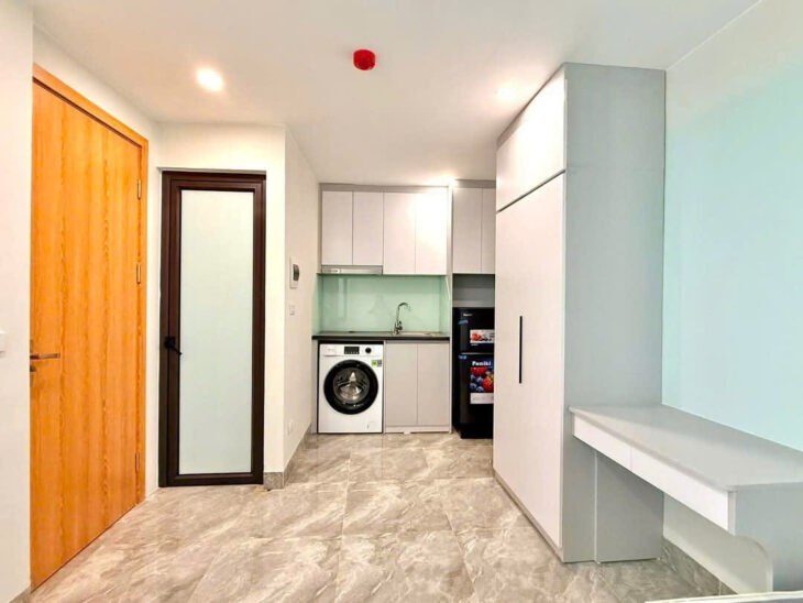 Gấp!CCMN ĐỐI DIỆN HỌC VIỆN TÀI CHÍNH,BẮC TỪ LIÊM,50Mx6,ÔTÔ DỪNG ĐỖ, 8,5 TY