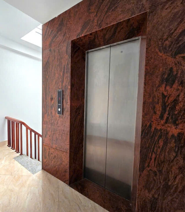 NHÀ MỚI PHỐ ĐỘI CẤN – 6 TẦNG THANG MÁY XỊN SÒ – CỰC GẦN PHỐ – 37m2, 9.9 tỷ