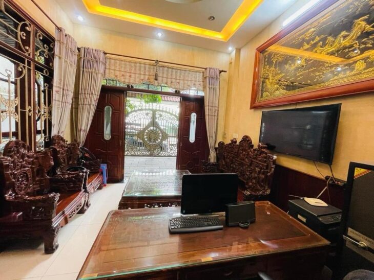 BT9- ???? BIỆT THỰ FULL NỘI THẤT GỖ ĐỎ KHU VĂN CAO NGUYỄN SƠN – NGANG 8M – ĐẸP ẤM ÁP – CHỈ 16.X TỶ